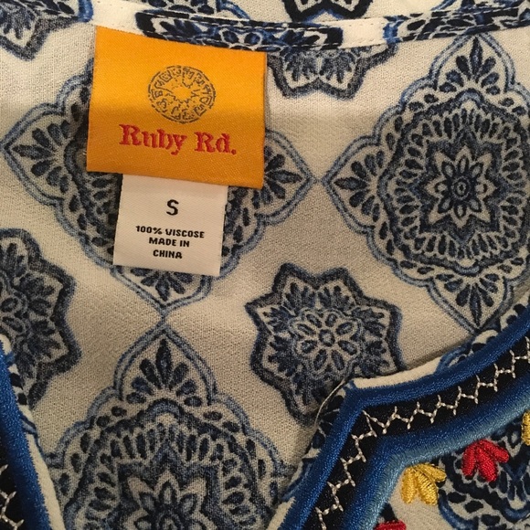 Ruby Rd. Riviera Refresh Top S FREE SHIP - Picture 4 of 4